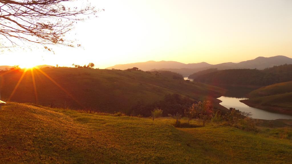 Pousada Canto Do Lago Piracaia Luaran gambar