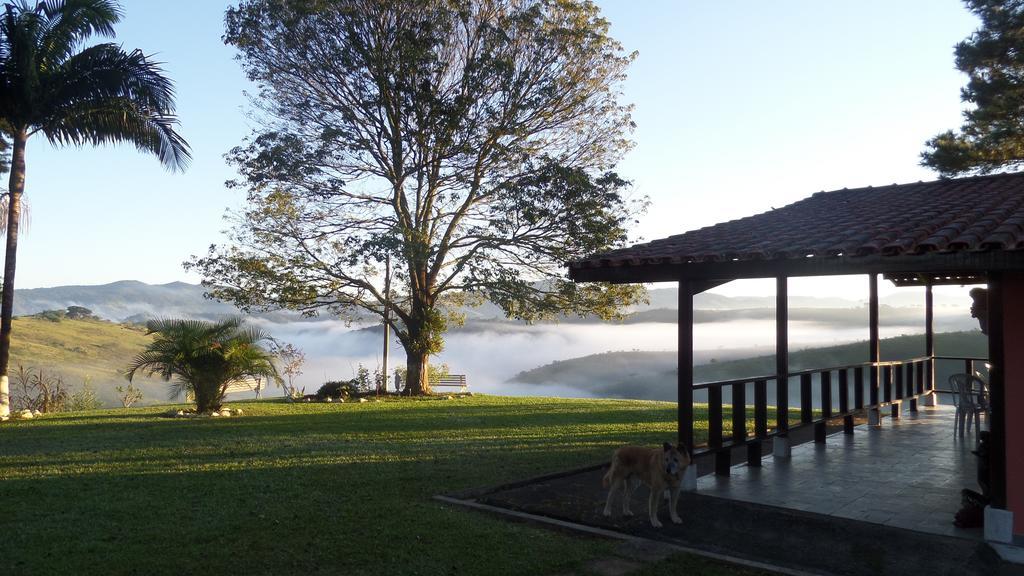 Pousada Canto Do Lago Piracaia Luaran gambar