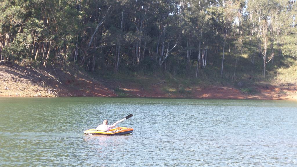 Pousada Canto Do Lago Piracaia Luaran gambar